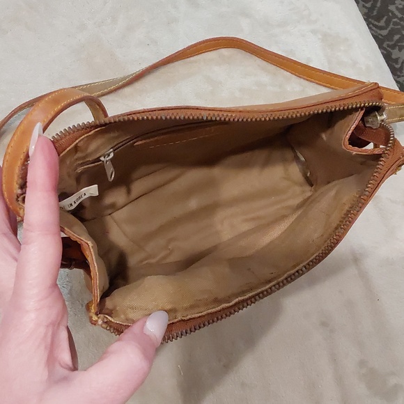 Vintage 90's ESpirit Leather Crossbody Bag - Picture 12 of 16